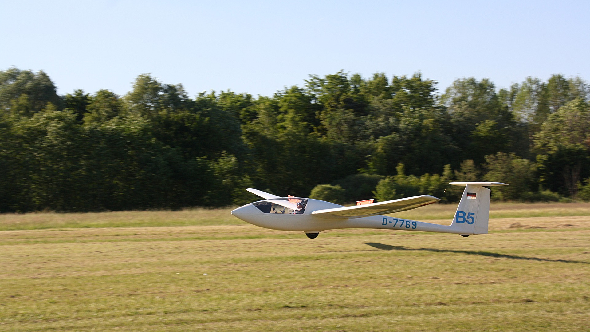 Förderung für den Sportflug Niederberg e.V. aus Heiligenhaus in Höhe von 51.200 Euro