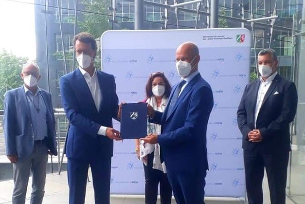 Dankbar für die Förderung zum barrierefreien Ausbau von Bushaltestellen in Mettmann und Velbert