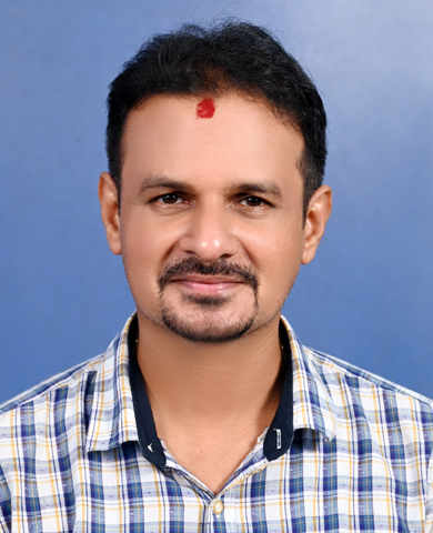 1) Mr. Praveen Kumar P.B, M.Sc, MCA, M.Phill(24 Years Experience)