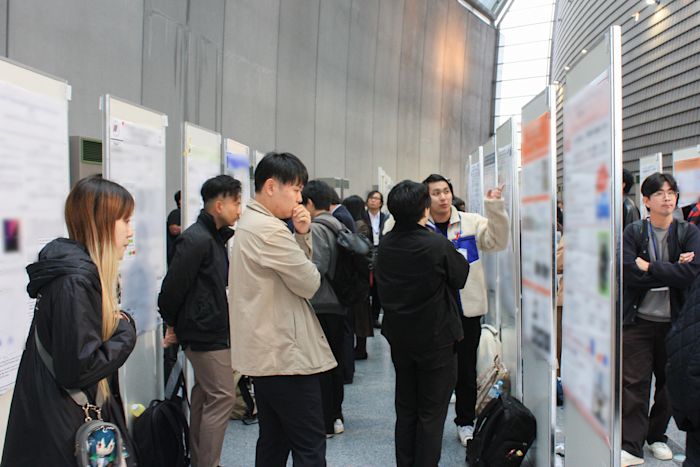 ポスターセッションの様子