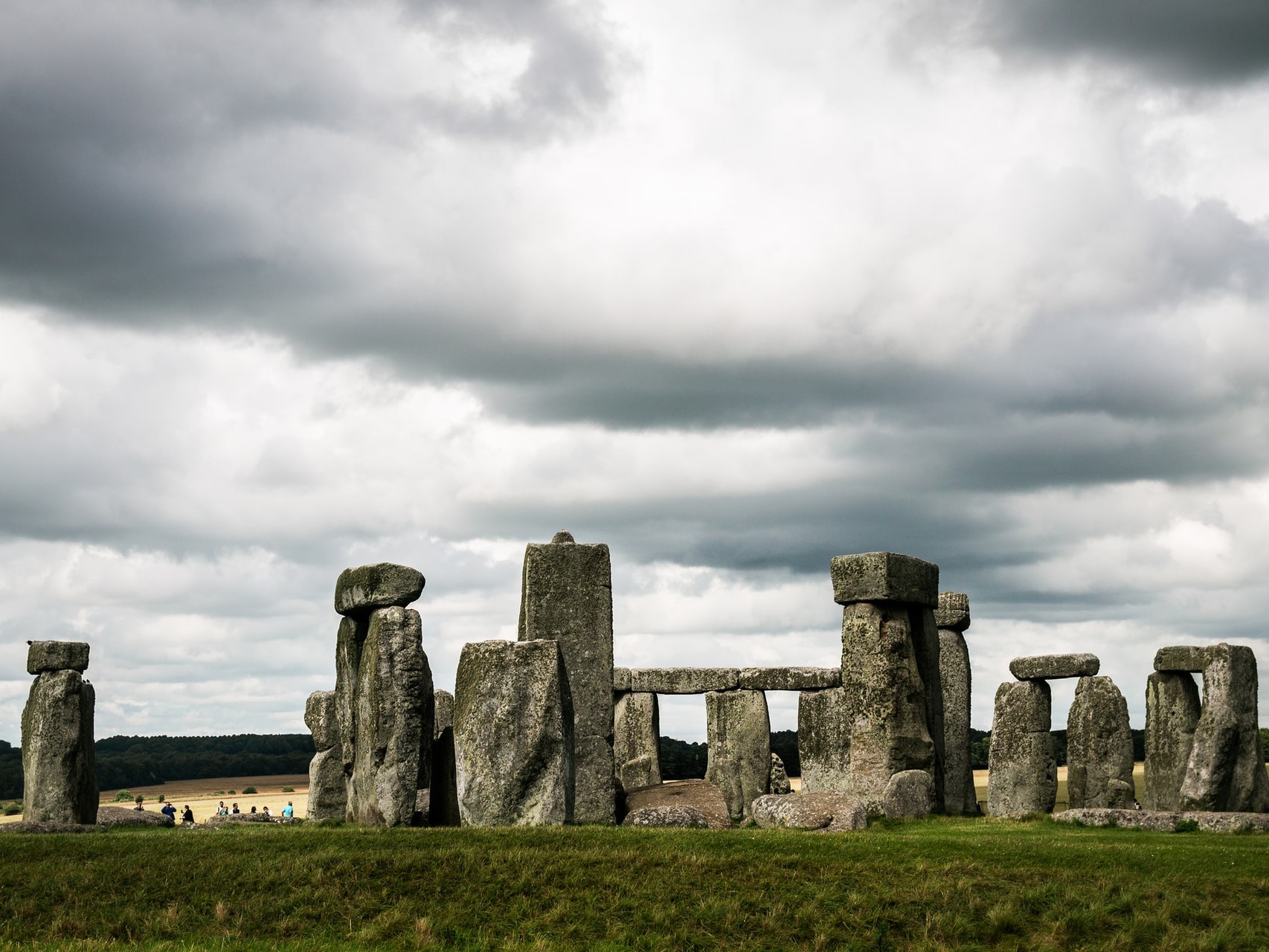 Unplanned-Travel-Experiences-Stonehenge-@inja-jeki