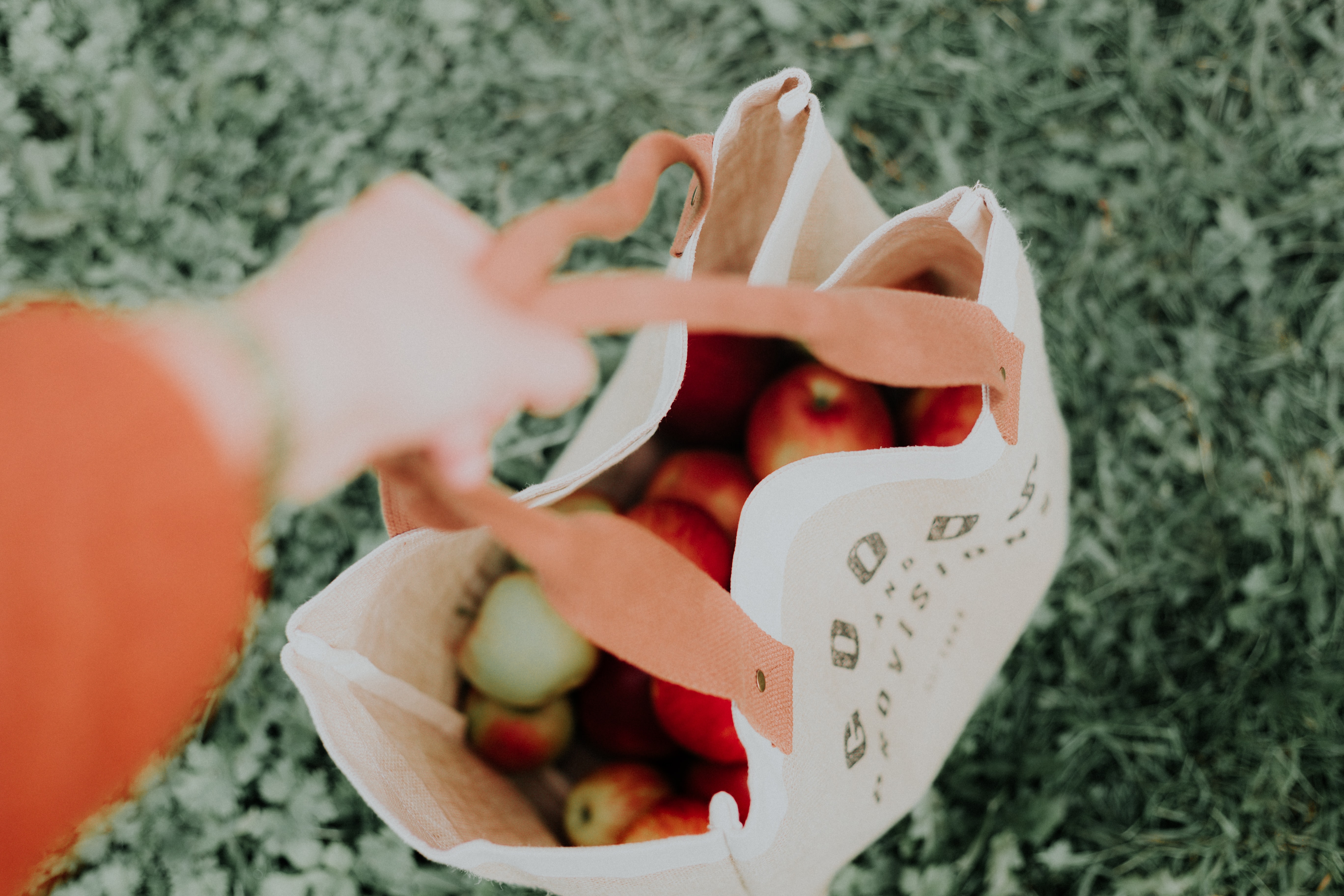 Unplanned-zero-waste-jutebeutel-priscilla-du-preez-@priscilladupreez