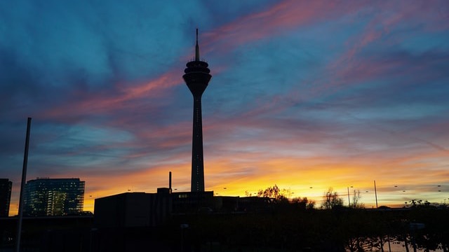 Unplanned-ein-perfekter-Tag-in-Duesseldorf-Abend