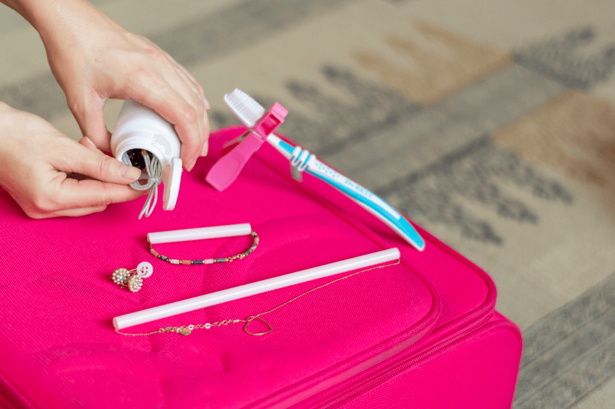 schmuck-koffer-packen-wie-profis-12-travel-hacks-die-das-reisen-erleichtern