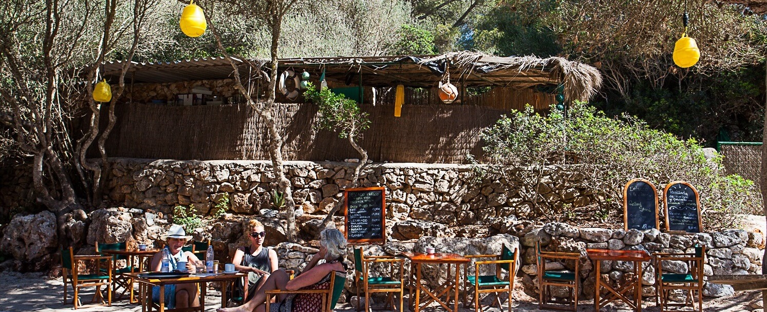 Mallorca Unsere Lieblingsplätze mit Füßen im Sand blog unplanned