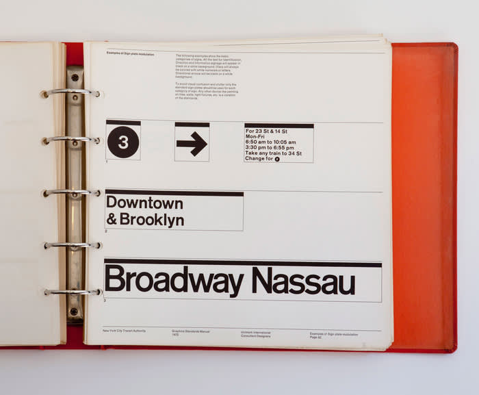  Massimo Vignelli and Bob Noorda , The New York City Transit Authority Graphics Standard Manual 