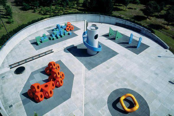 Isamu Noguchi , Playscapes in Piedmont Park, Atlanta, Georgia, 1976 