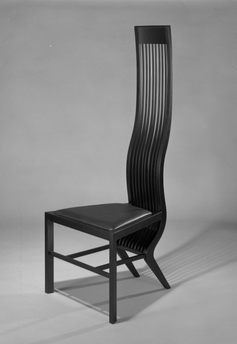  Arata Isozaki, The Marilyn Chair, 1983 