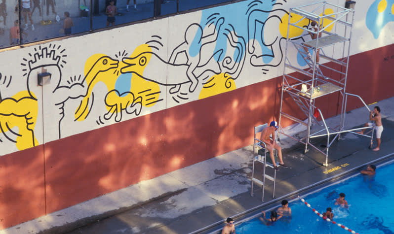  Keith Haring, Mural at Carmine Street Pool, NYC 