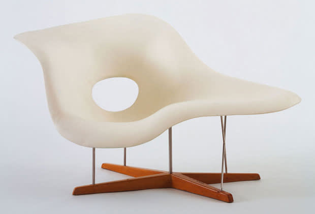  Charles and Ray Eames, Prototype for Chaise Lounge (La Chaise), 1948 