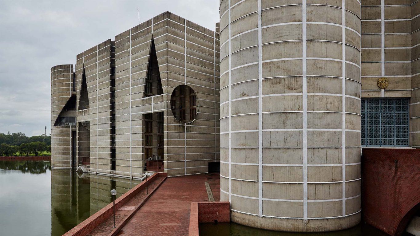 Louis kahn  national parliament house located at sher e bangla nagar in dhaka  bangladesh  completed in 1962 83