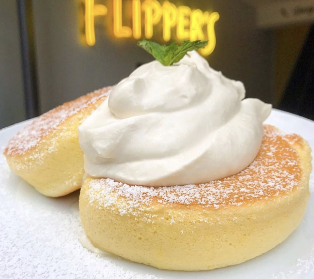  Flipper's , Pancakes 