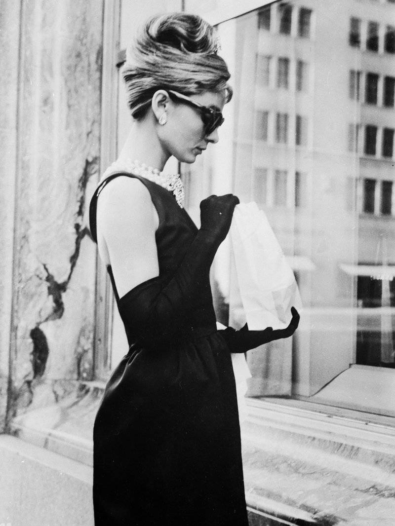  Hubert de Givenchy , Breakfast at Tiffany’s, 1961 