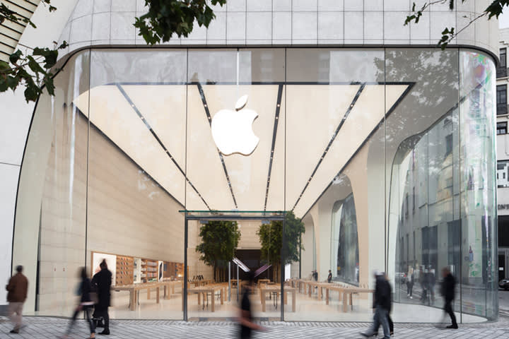  Foster + Partners, Apple Store, Brussels 