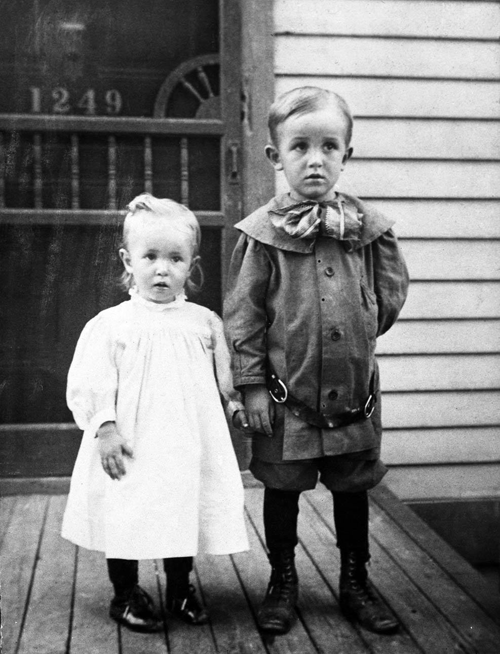  Portrait , Walt Disney and his younger sister Ruth, 1906 