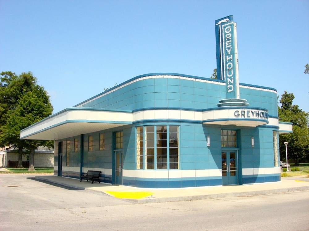 Greyhound bus station in jackson  tennessee  built in 1938