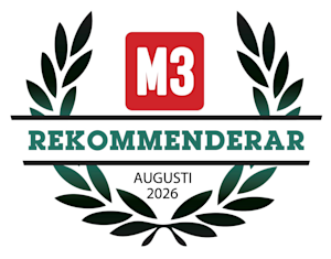 M3 Rekommenderar-badge med lagerkrans och texten "Augusti 2026" i grönt och rött.