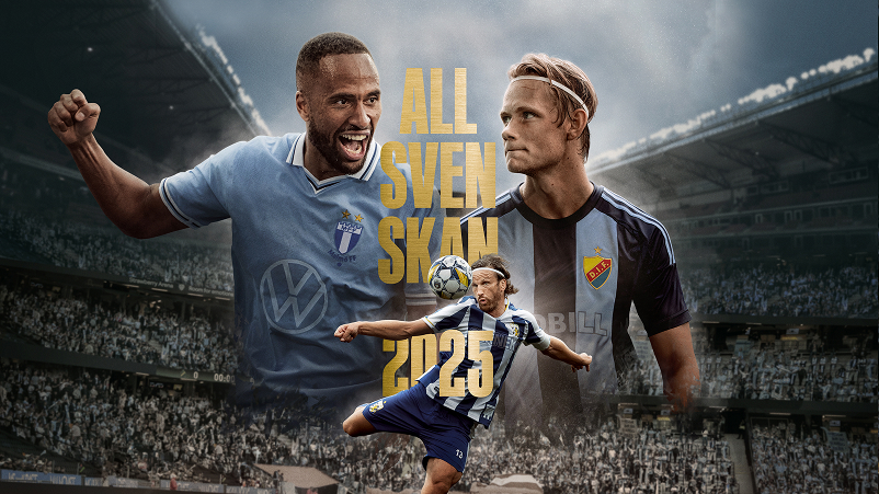 Affisch för Allsvenskan 2025 med tre fotbollsspelare från olika lag i fokus, i en stor arena fylld med publik. Texten ‘Allsvenskan 2025’ står i guld.