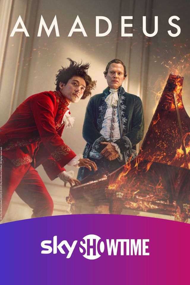 Omslagstitel från Amadeus. SkyShowtime-logga nertill.
