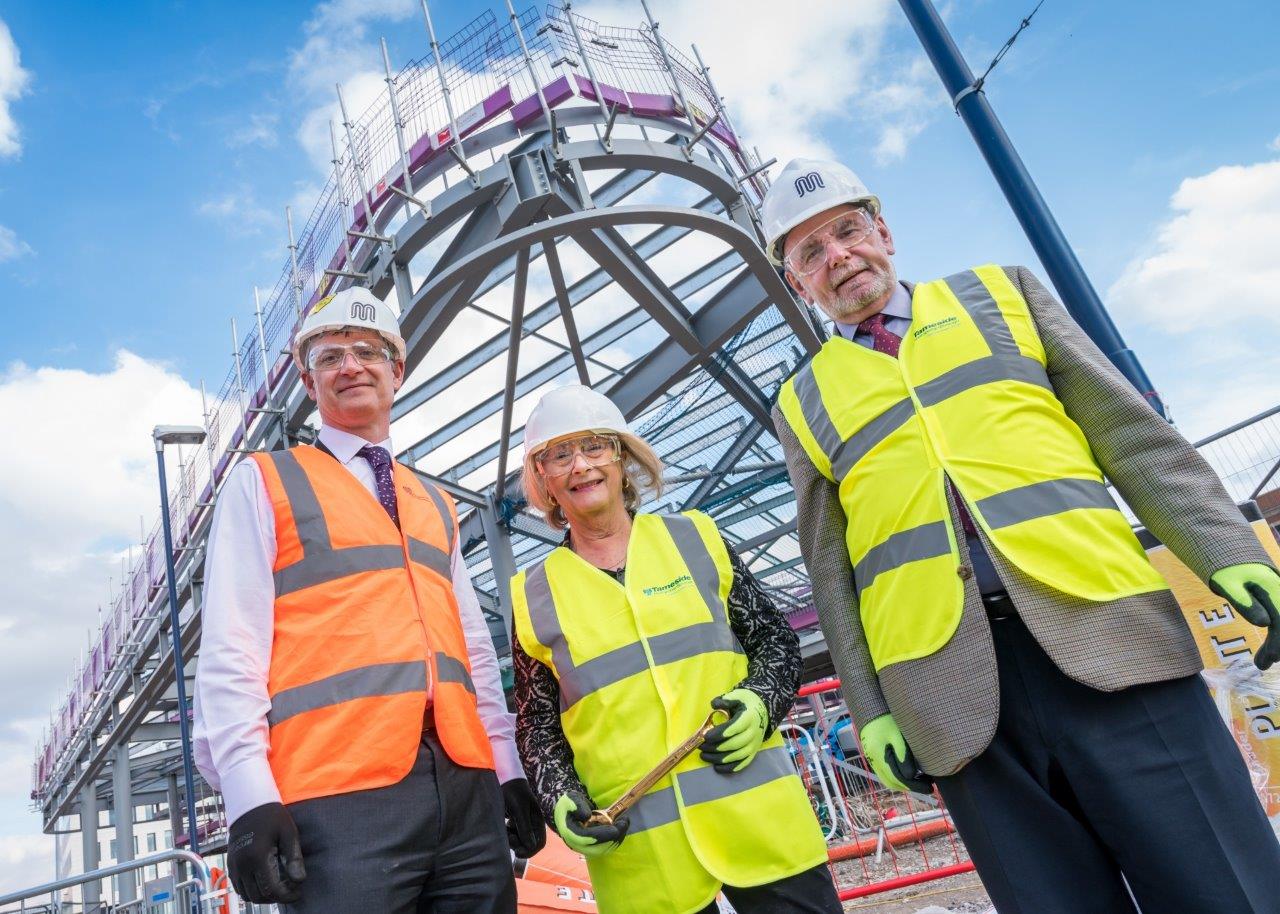 Ashton Interchange steels itself for major construction milestone