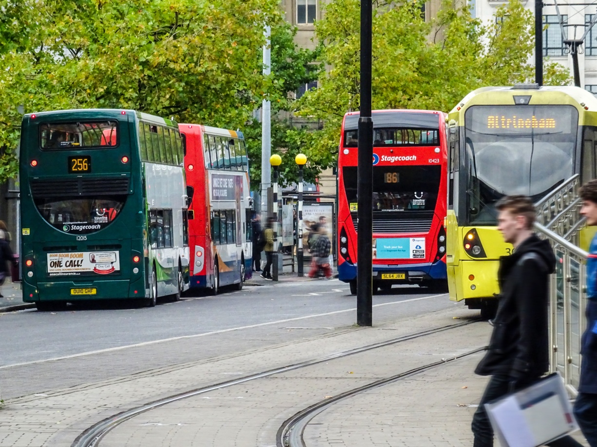Bus tram (1)