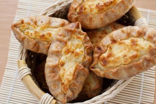 Finland food: karelian pies
