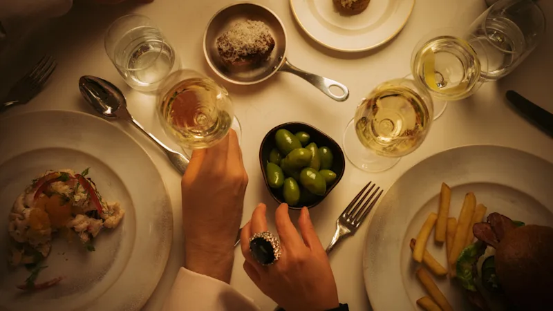 Hotel Kämp – Restaurant – A la Kämp, Food on table