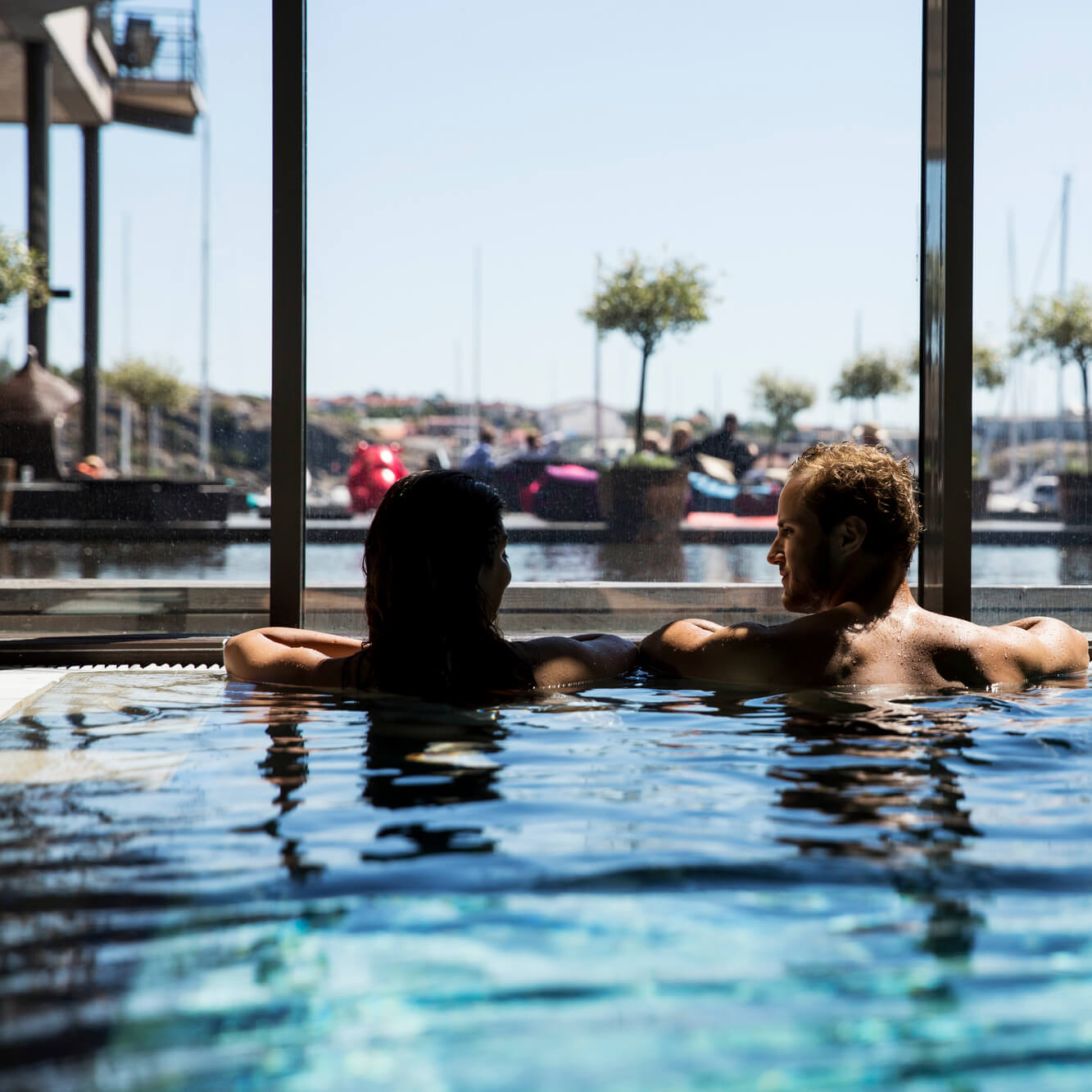 Relax in the pool with sea view in Strömstad.
