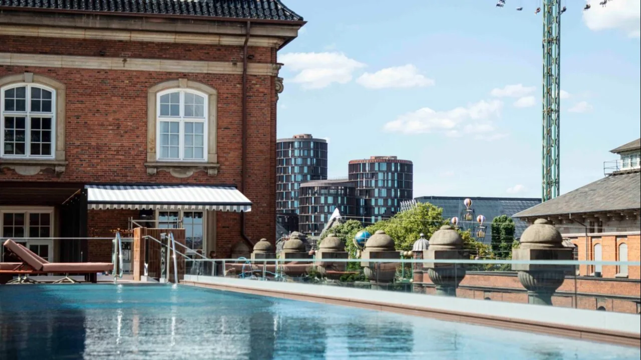 Rooftop pool at Villa Copenhagen.