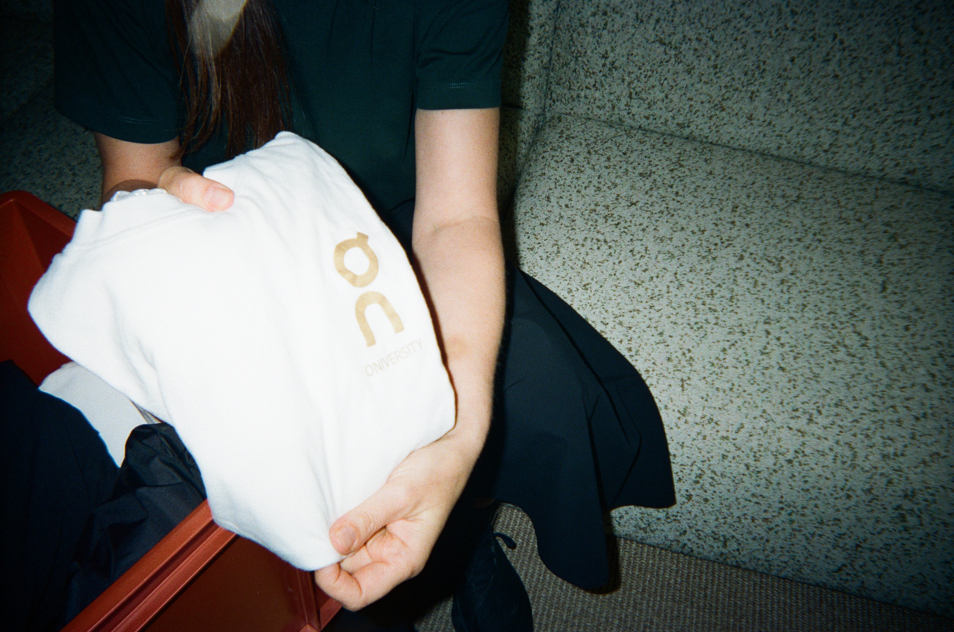 Isabell Red Box Oniversity t-shirt