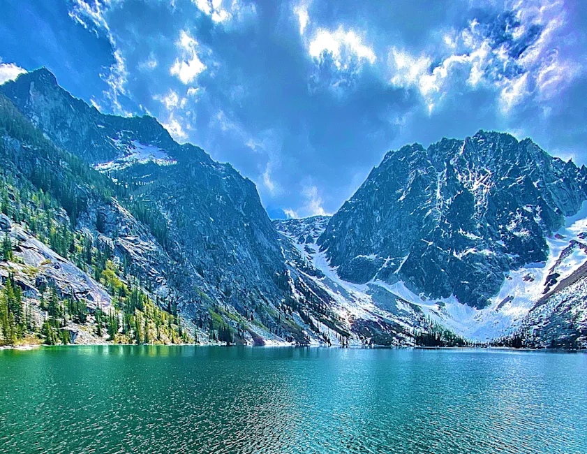 Backpacking the Enchantments via Colchuck Lake Trail from Bellevue |