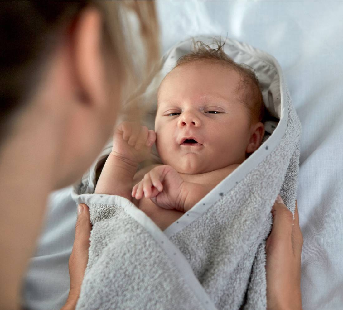 Breastfeeding & Sleep Image