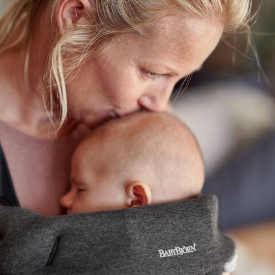 how to choose the right baby carrier