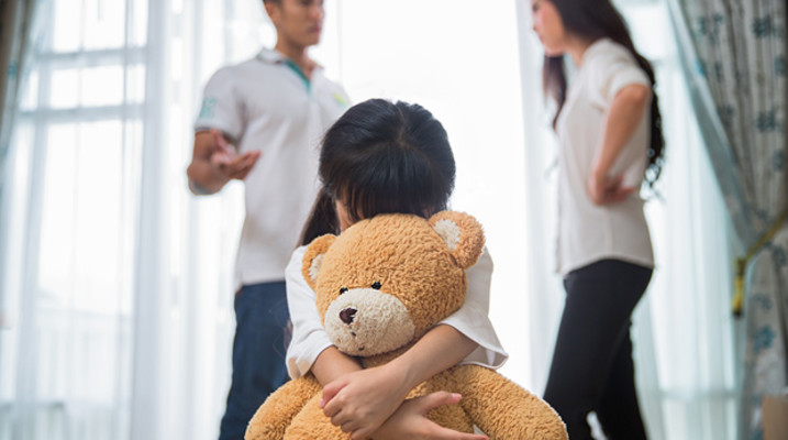 Living With Unhappy Parents Is Harder On Kids Than Divorce Living With Unhappy Parents Is Harder On Kids Than Divorce