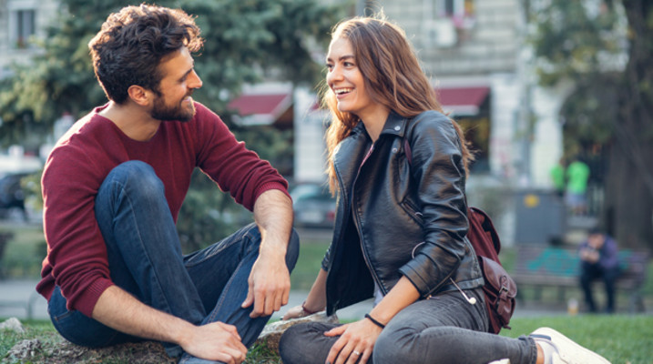 How To Answer Tricky First Date Questions! How To Answer Tricky First Date Questions!
