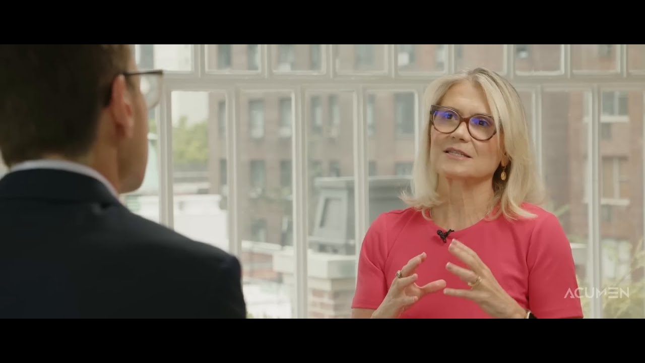 Screenshot of Virginie Helias talking from the video.