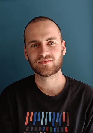 Toby blue background