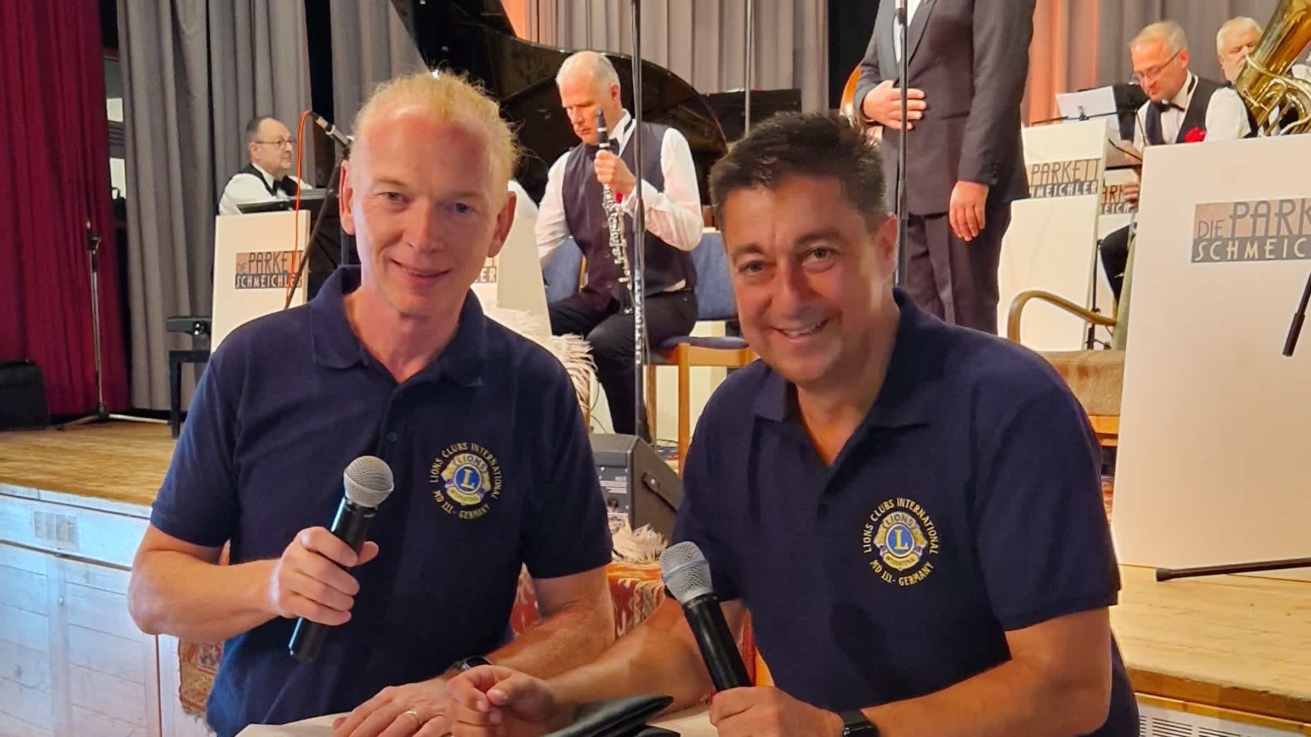 Benefizkonzert der Parkettschmeichler bezaubert am Muttertag Benefizkonzert der Parkettschmeichler bezaubert am Muttertag
