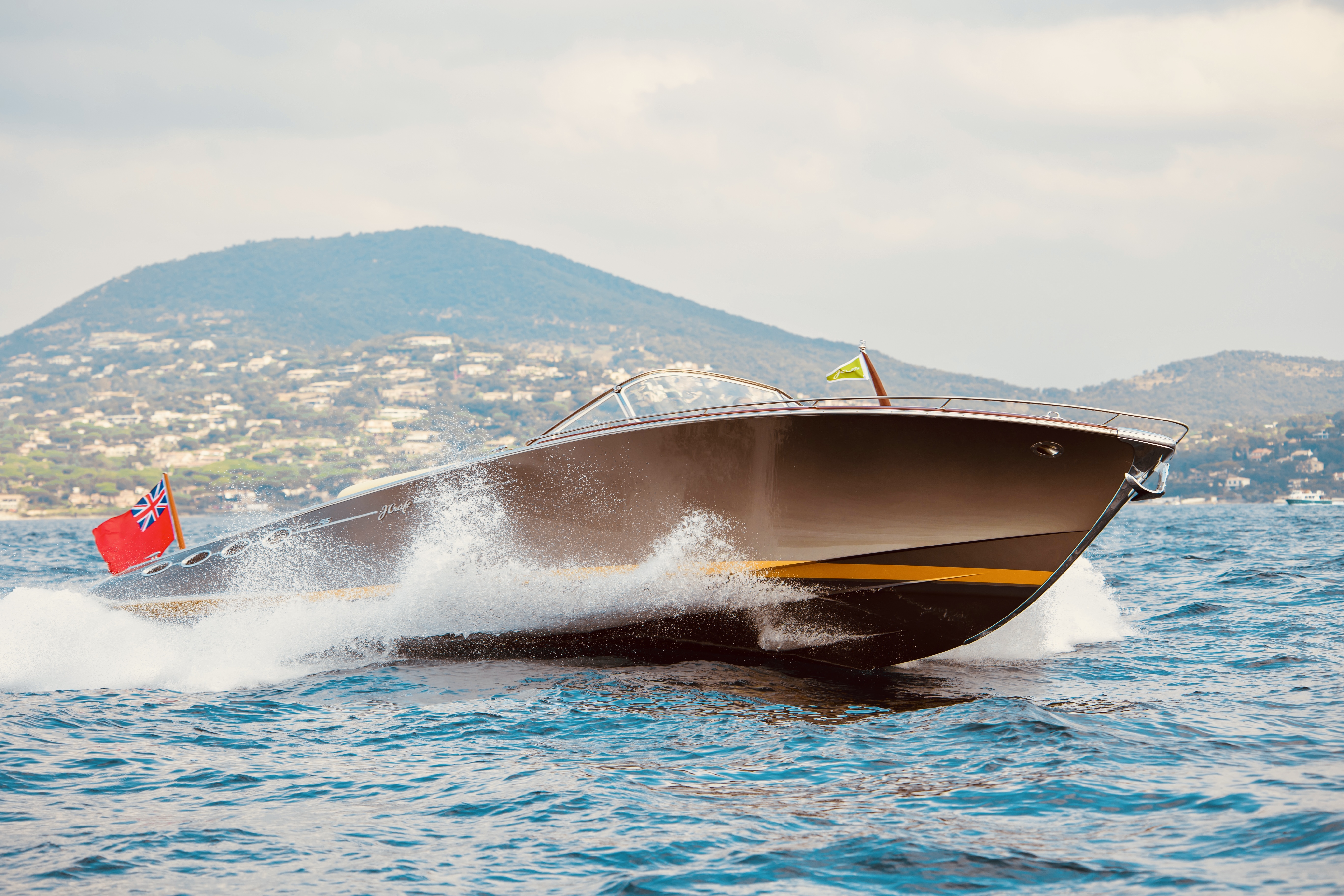 BABEBI - Side Profile at Speed