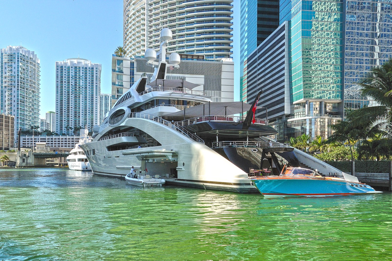 J Craft Torpedo serving beside superyacht Ace in Miami.