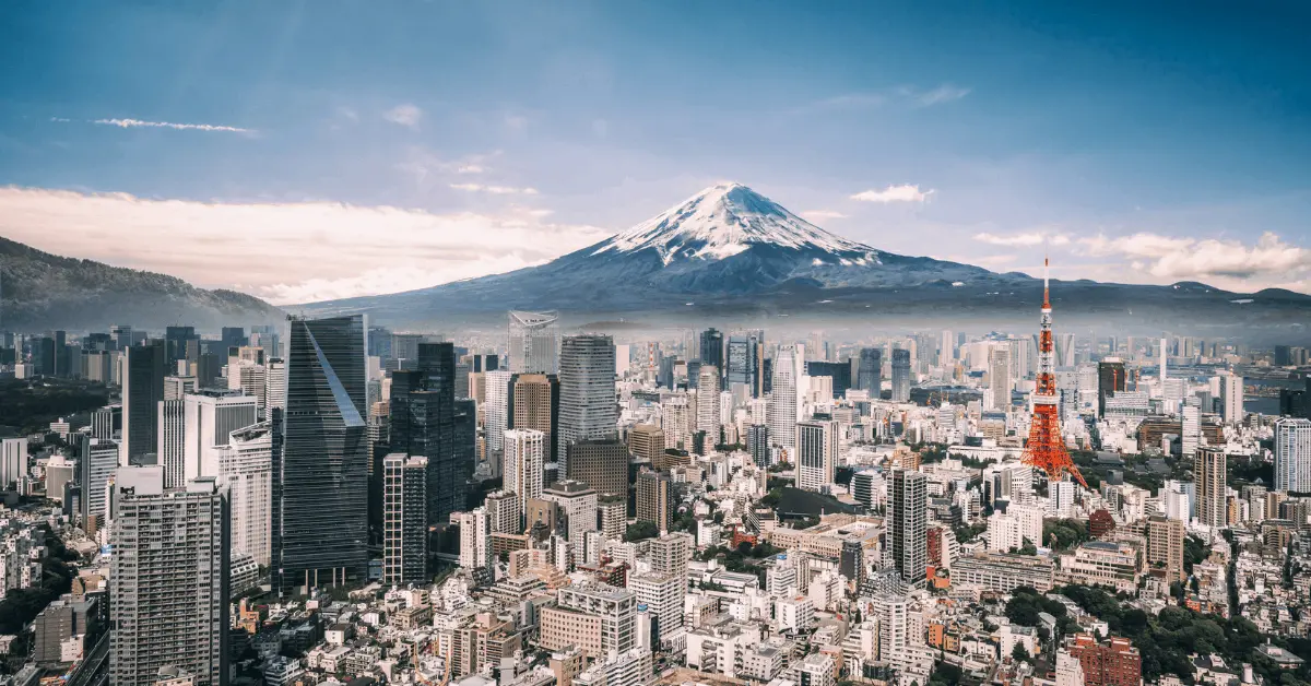 <figcaption>The Tokyo skyline with Mount Fuji in the background.<em> Image credit: yongyuan/iStock</em></figcaption>