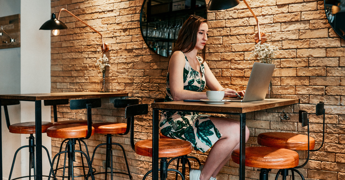 Working from a coworking space in Paris lets you enjoy both productivity and the city’s inspiring culture just outside your door.