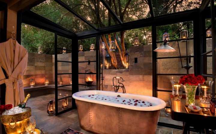 Bathtub