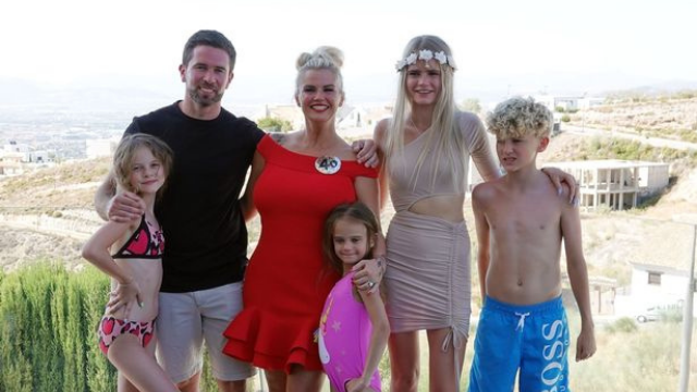 Kerry and Ryan along with four out of five of Kerry's children. (Image Credit: BackGrid)