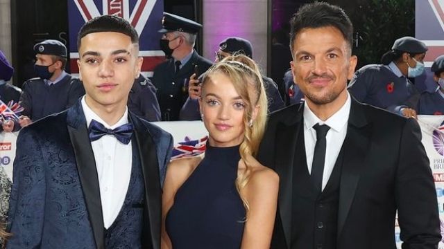 Peter Andre with Princess and Junior. Image Credit: The Mirror.