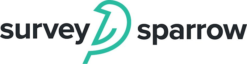 Survey Sparrow ecris en noir sur fond blanc et au milieu un logo vert representant un oiseau