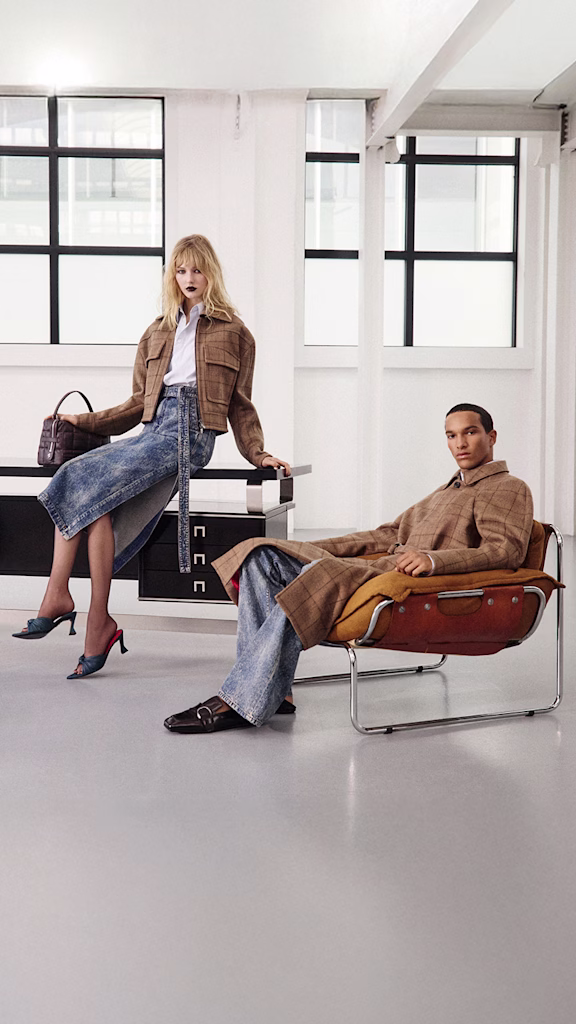 homepage-draft-26082025-grid-row-1-column-module-carousel-single-hero-img