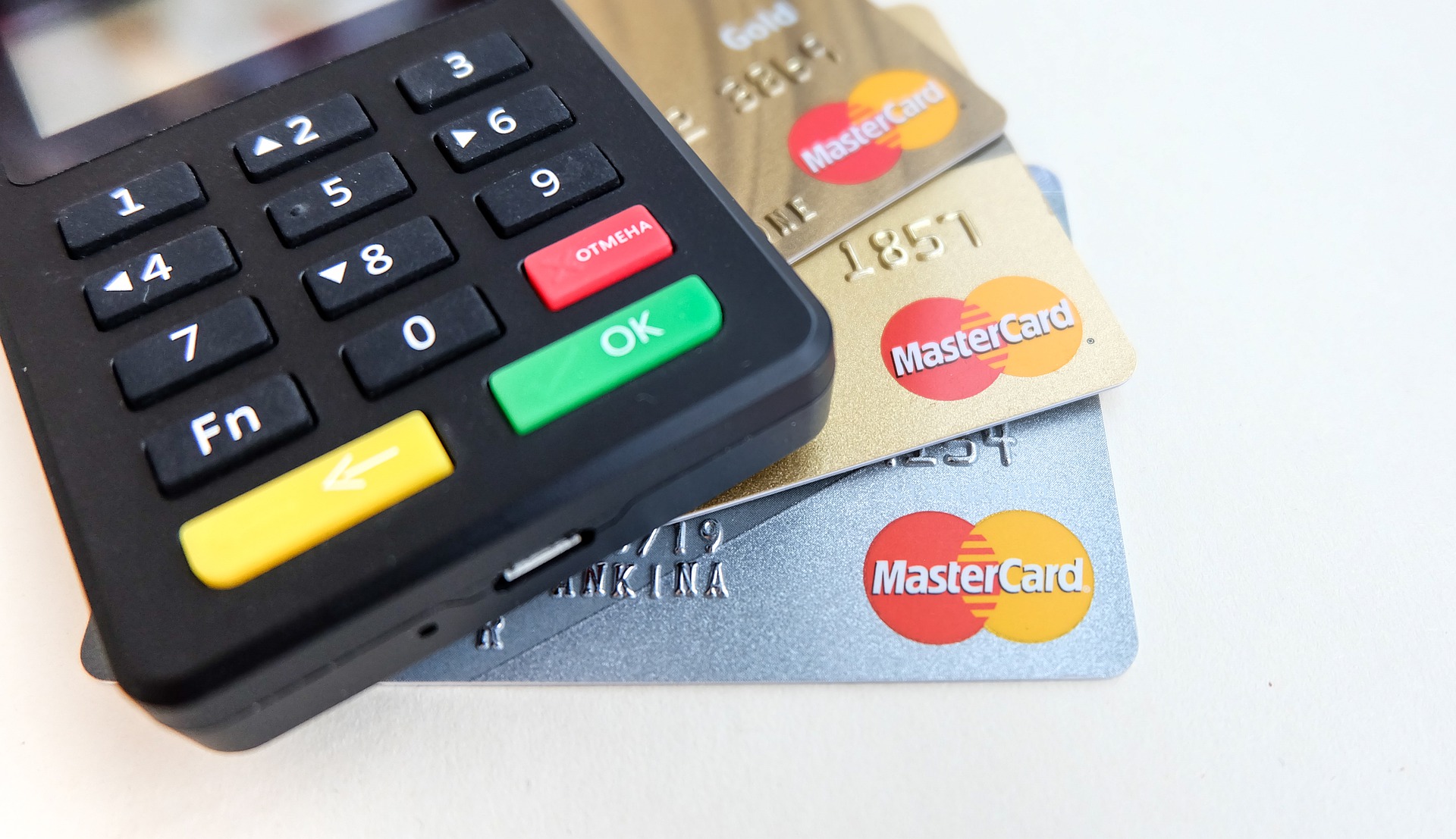 Tipos de intereses al pagar con tarjeta de crédito