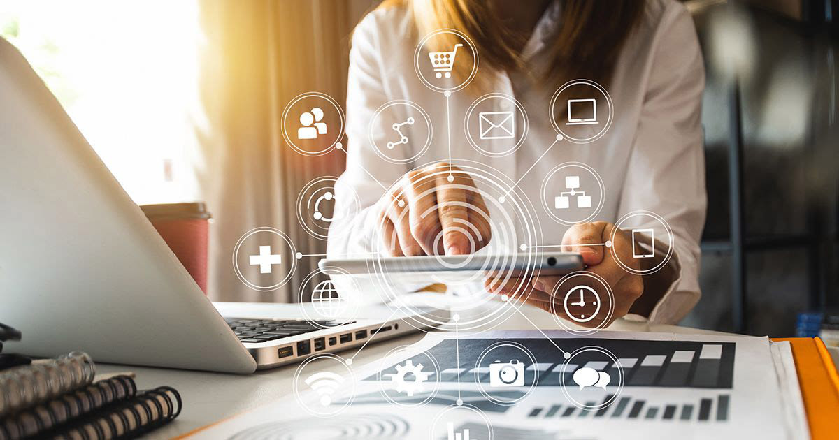 デジタルマーケティングとは?企業も顧客もマーケティングの主体になる時代