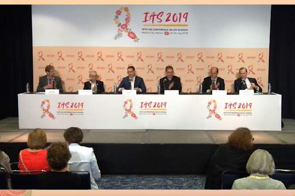 Full panel for HIV Treatment Research: New Drugs and More Efficient Regimens press conference